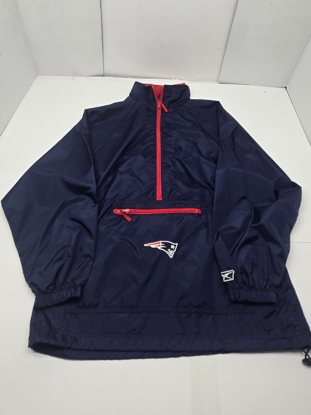 Vintage Reebok New England Patriots NFL Windbreaker Youth L 14/16